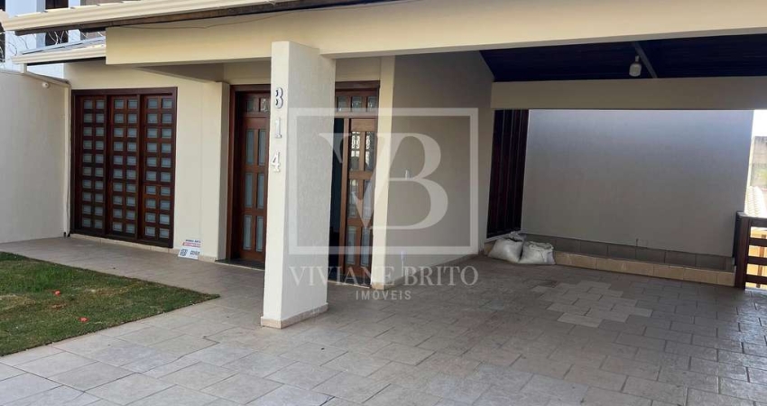 Casa à venda no Espírito Santo em Betim com 3 quartos, banheira e espaço gourmet