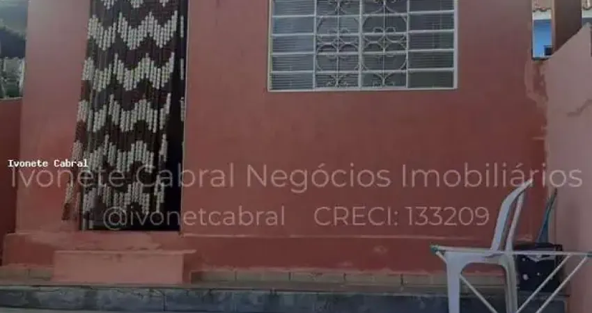 Casa para Venda em Itapetininga, Vila Piedade, 2 dormitórios, 1 banheiro, 1 vaga