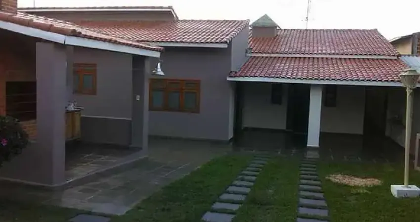 Casa para venda em itapetininga, jardim fogaça, 3 dormitórios, 1 suíte, 2 banheiros, 2 vagas