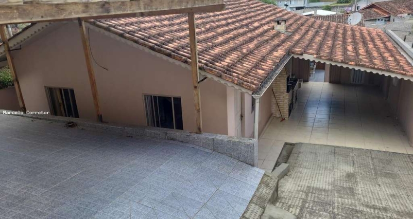 Casa para Venda em São Bento do Sul, Schramm, 8 dormitórios, 4 banheiros, 2 vagas