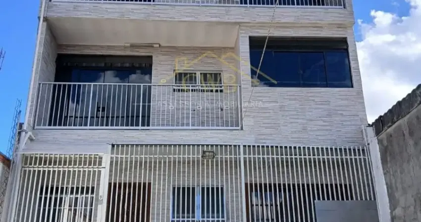 Oportunidade Única! Triplex Espaçoso no Pinheirinho - Curitiba | Aceita Permuta em São Paulo/SP