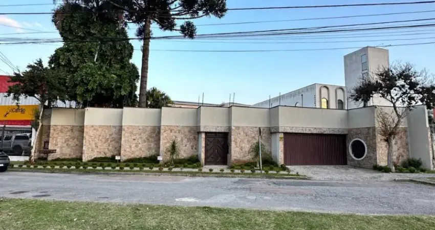 Exclusividade e requinte: sobrado de alto padrão com design e área gourmet privativa