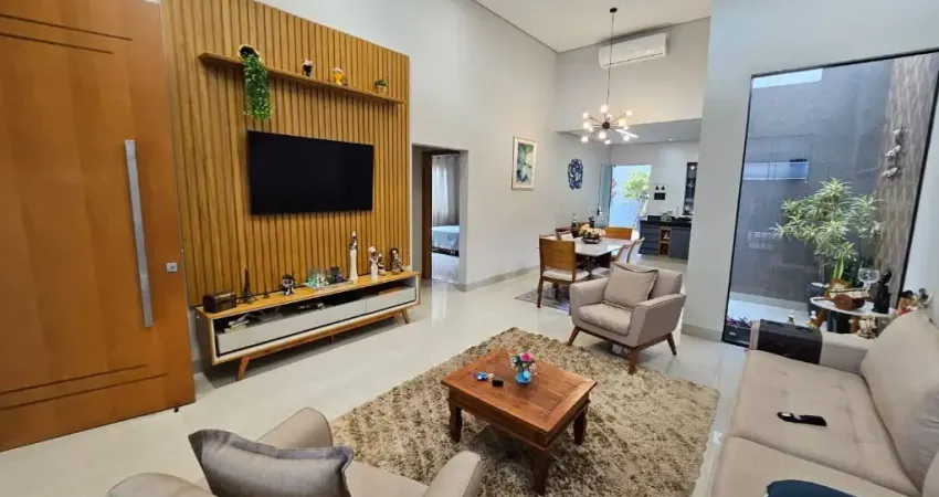 Casa com 03 quartos sendo 02 suítes com área gourmet