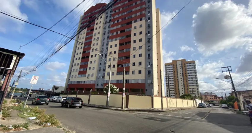 Excelente Localização no Jóquei/Parangaba com Móveis Fixos.