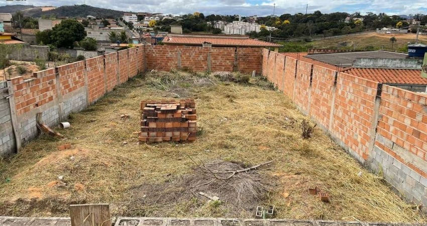 Terreno à venda na Serra Azul, Sarzedo 