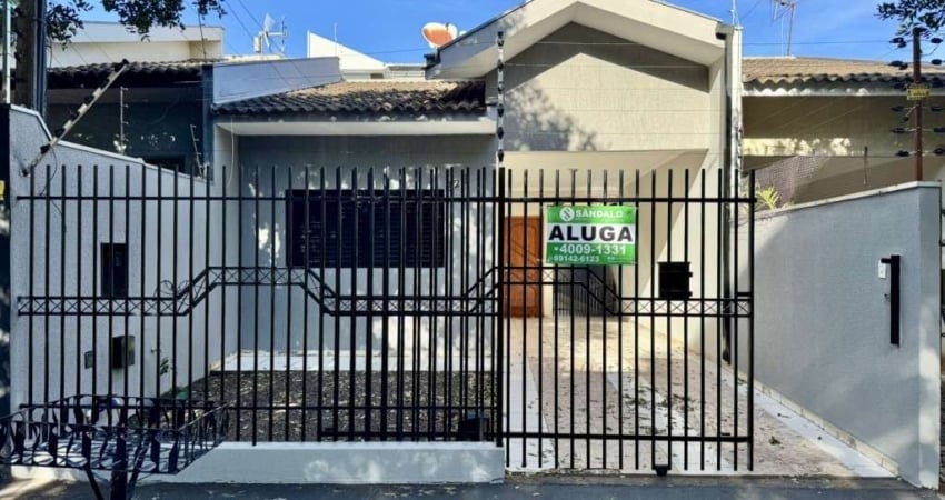 Casa com 3 quartos para alugar por R$ 2300.00, 90.00 m2 - JARDIM AURORA - MARINGA/PR