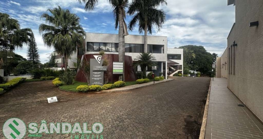 Sala Comercial para alugar por R$ 3200.00, 0.00 m2 - ZONA 05 - MARINGA/PR