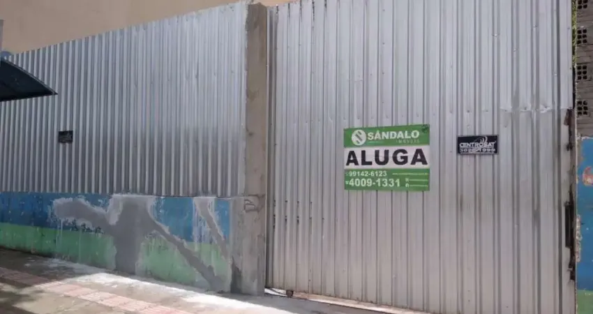 Terreno para alugar por R$ 3800.00, 135.00 m2 - ZONA 07 - MARINGA/PR
