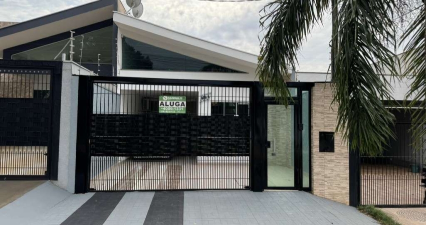 Casa com 3 quartos para alugar por R$ 2500.00, 115.00 m2 - JARDIM MONTE REI - MARINGA/PR