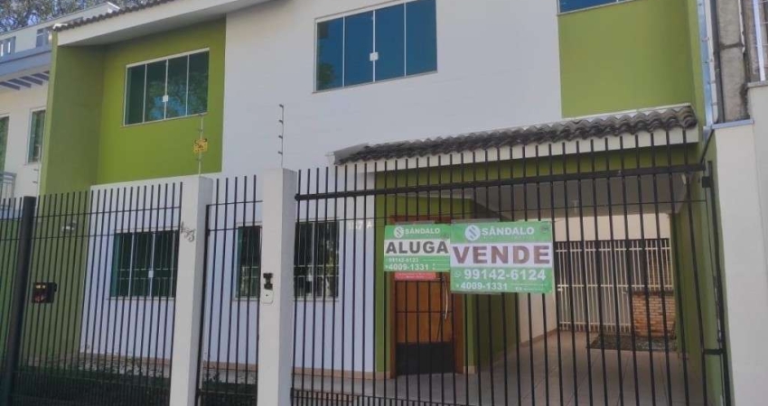Sobrado com 4 quartos para alugar por R$ 3500.00, 180.03 m2 - ZONA 07 - MARINGA/PR