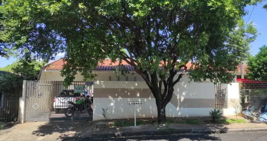 Casa com 3 quartos à venda por r$ 320000.00, 90.00 m2 - parque taruma - maringa/pr