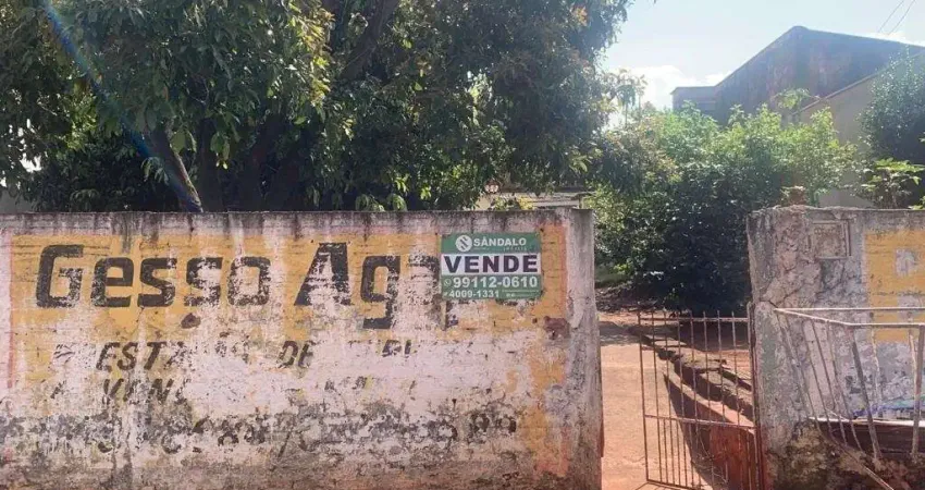 Terreno à venda na Rua Itapura, 410, Zona 03, Maringá