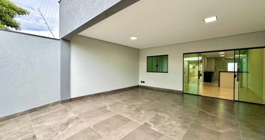 Casa com 3 quartos à venda por R$ 550000.00, 114.00 m2 - JARDIM TRES LAGOAS - MARINGA/PR