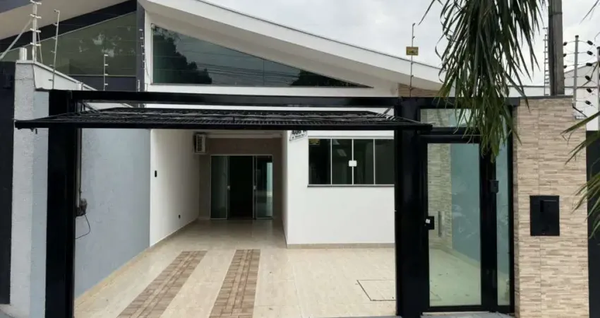 Casa com 3 quartos à venda por R$ 540000.00, 115.00 m2 - JARDIM MONTE REI - MARINGA/PR
