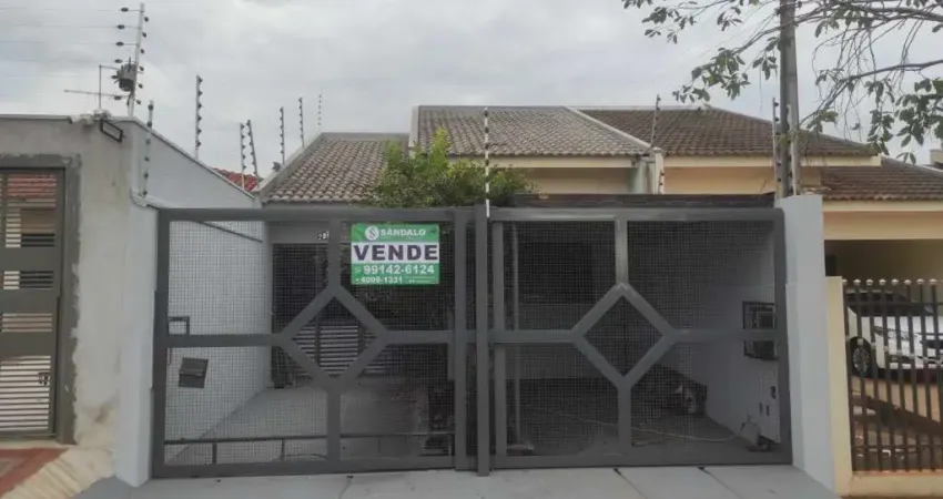 Casa com 2 quartos à venda por R$ 260000.00, 98.79 m2 - PARQUE ALVAMAR - SARANDI/PR