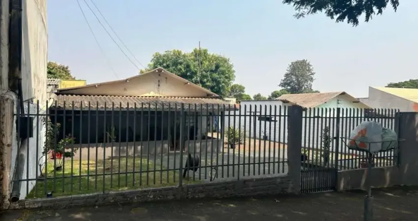 Casa com 3 quartos à venda por R$ 270000.00, 82.12 m2 - CONJUNTO JOAO DE BARRO CHAMPAGNAT - MARINGA/PR