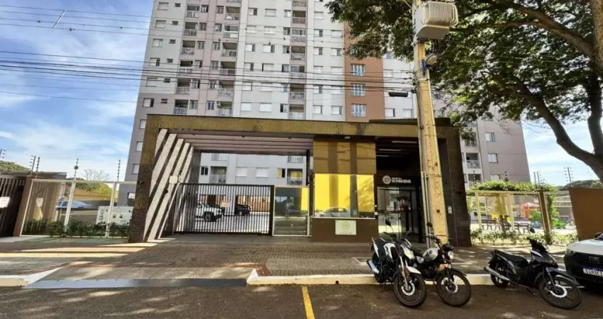 Apartamento com 3 quartos para alugar por R$ 1700.00, 67.23 m2 - ZONA 06 - MARINGA/PR