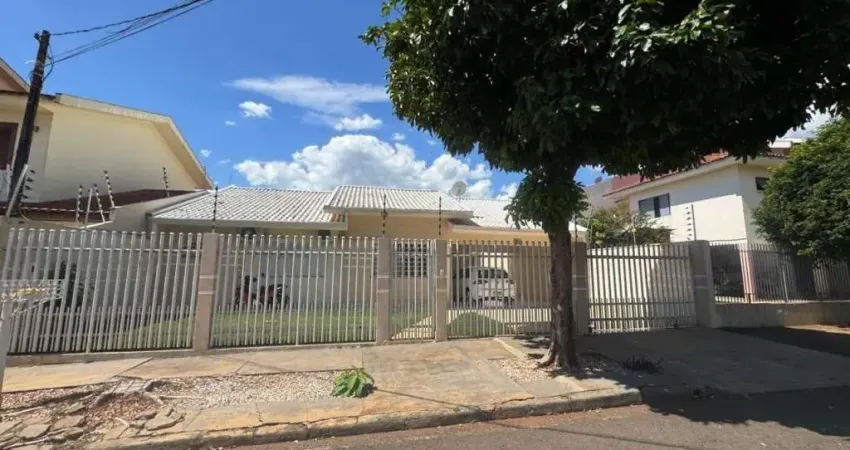 Casa com 3 quartos à venda por r$ 990000.00, 240.00 m2 - jardim monte carlo - maringa/pr