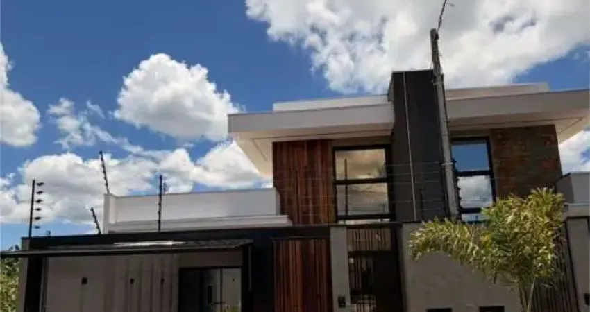 Casa com 3 quartos à venda por R$ 610000.00, 100.00 m2 - ECOVALLEY ECOLOGIC CITY - SARANDI/PR