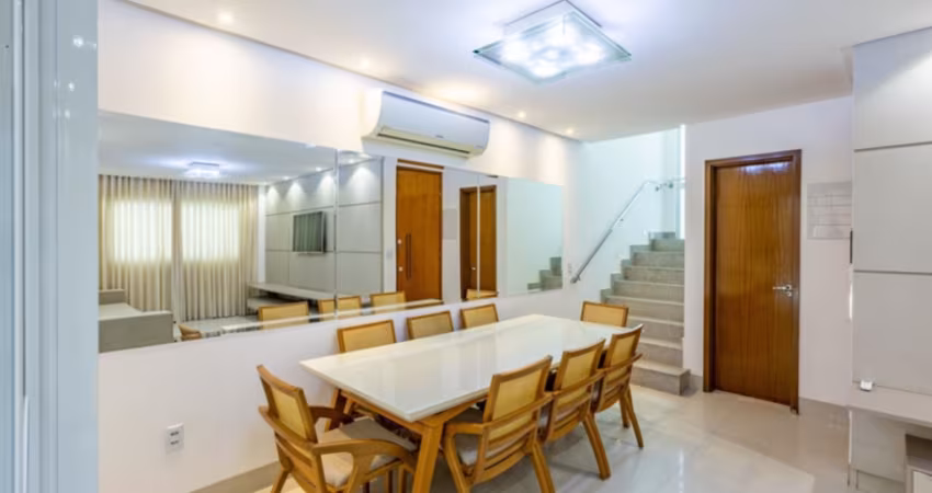Casa com 3 quartos à venda na Rua Gilda de Abreu, 5R6, Jardim Santa Rosa, Taboão da Serra