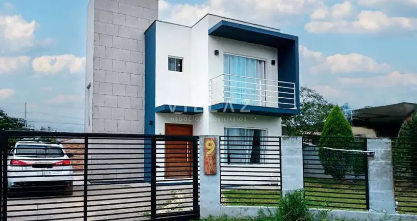 Sobrado com Pátio Amplo em Palhocinha – Garopaba/SC
