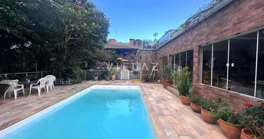 Casa na Silveira com vista para Lagoas, piscina e 1.505 m2 terreno
