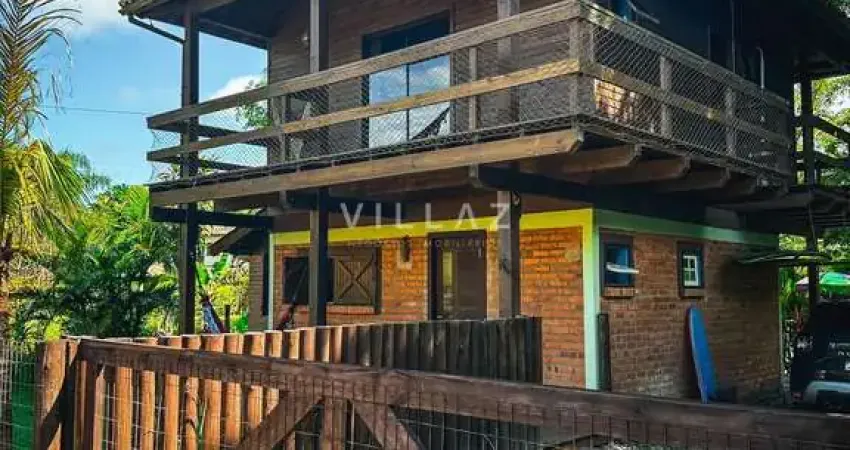 Casa Mobiliada c/ Lagoa Privativa – Frente à Surfland SC