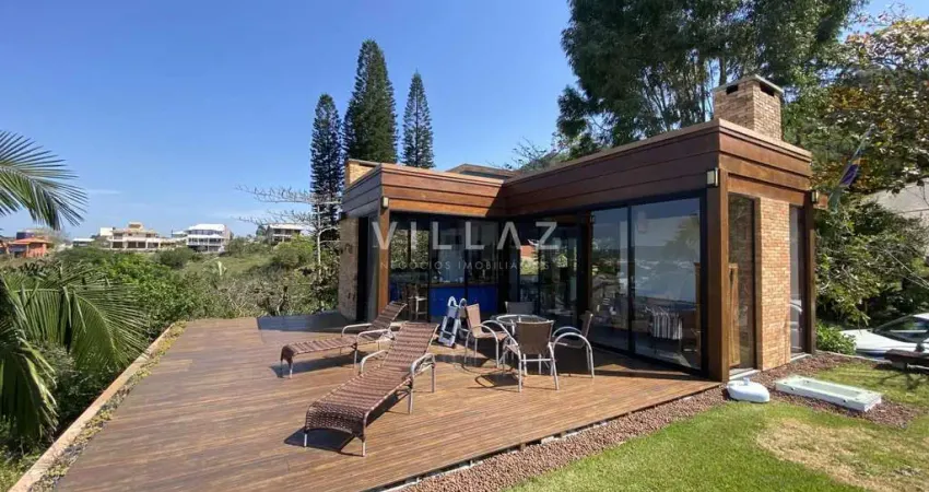 Casa com 3 suítes e vista para o mar no condomínio mar azul – morrinhos, garopab