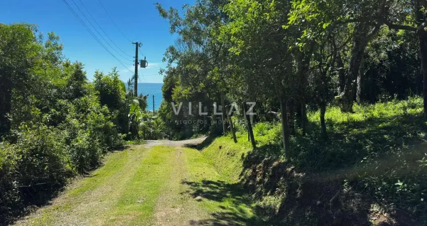 Terreno à venda na praia do silveira — vista para o mar e a poucos passos da pra