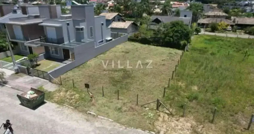 Terreno plano e financiável no panorâmico — pronto para construir