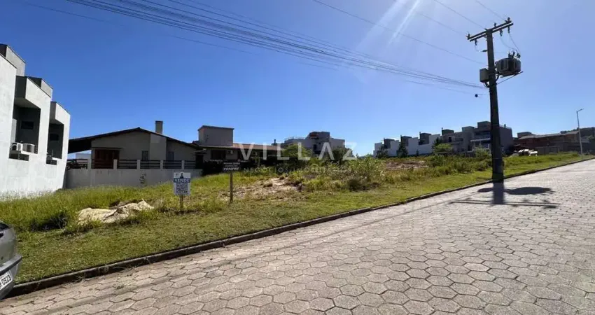 Oportunidade no ferraz: terreno plano, financiável e 700 metros do mar