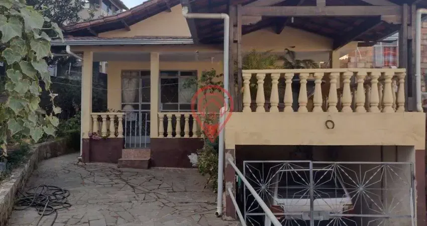 Casa no Bairro Brasil Industrial ( Cardoso) na região do Barreiro de Cima  lote plano com 352 m²