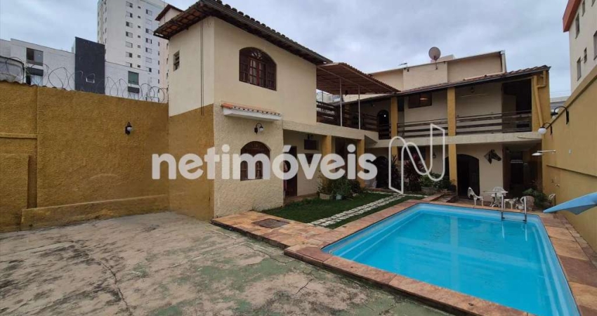 Casa com 6 quartos para alugar na Rua São Lázaro, Sagrada Família, Belo Horizonte