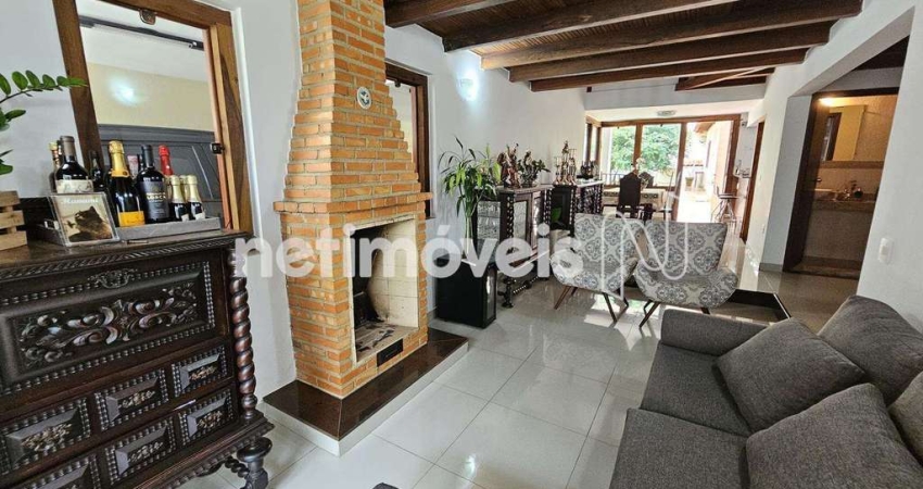 Casa com 4 quartos à venda na Rua Planetóides, Santa Lúcia, Belo Horizonte