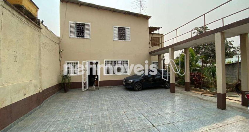 Casa com 4 quartos à venda na Rua Caldas da Rainha, São Francisco, Belo Horizonte