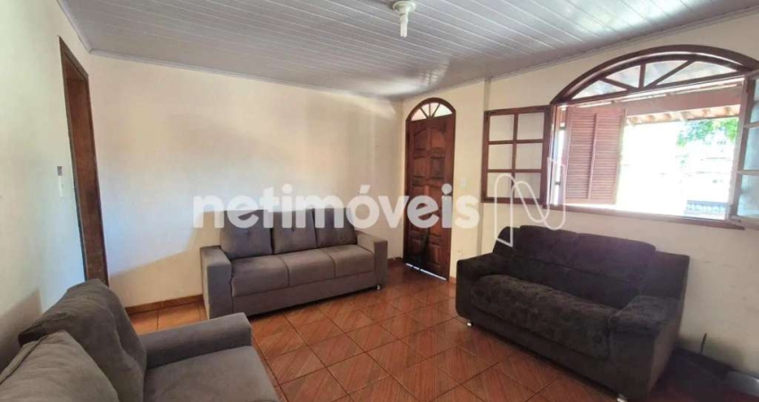 Casa com 4 quartos à venda na Rua Cônego Santana, Cachoeirinha, Belo Horizonte