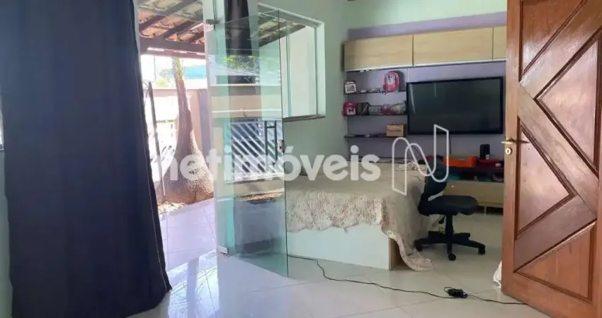 Casa com 3 quartos à venda no Alvorada, Contagem 