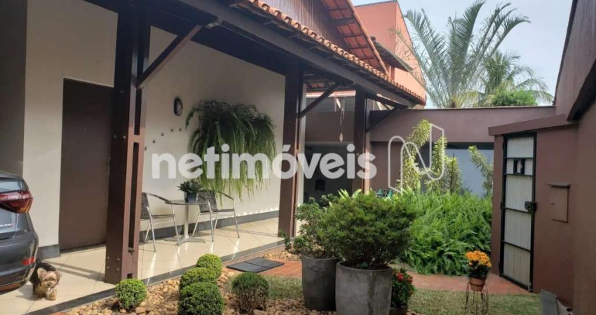 Casa com 4 quartos à venda na Rua Júpiter, Jardim Riacho das Pedras, Contagem