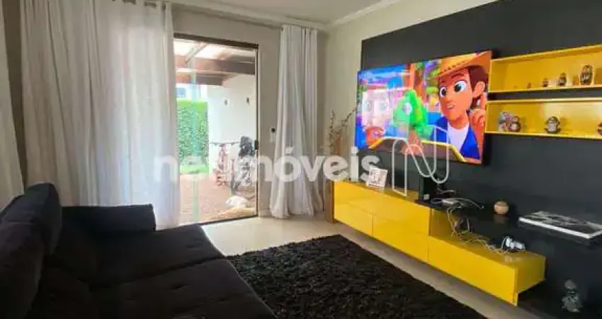 Casa com 3 quartos à venda na Rua Titânia, Vale do Sol, Nova Lima