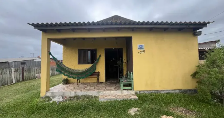 Casa com 2 quartos à venda na Rua Nossa Senhora Aparecida, 1080, Chico Mendes, Cidreira