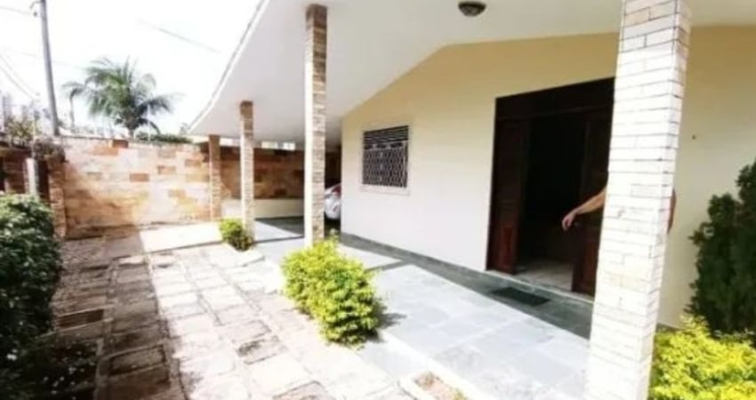 Chegou sua hora Casa no conjunto Ponta Negra de 480mil por 465mil
