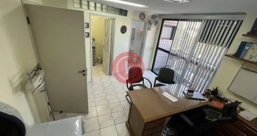 Sala Comercial de 67m2 à venda em Santo André-SP no Bairro Jardim com 3 salas, 1 copa, 1 recepção 1 vaga de garagem fixa e coberta!