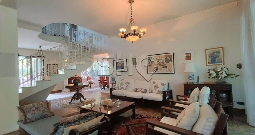 Casa com 3 quartos à venda na Doutor Silas Botelho, 36, Sumaré, São Paulo