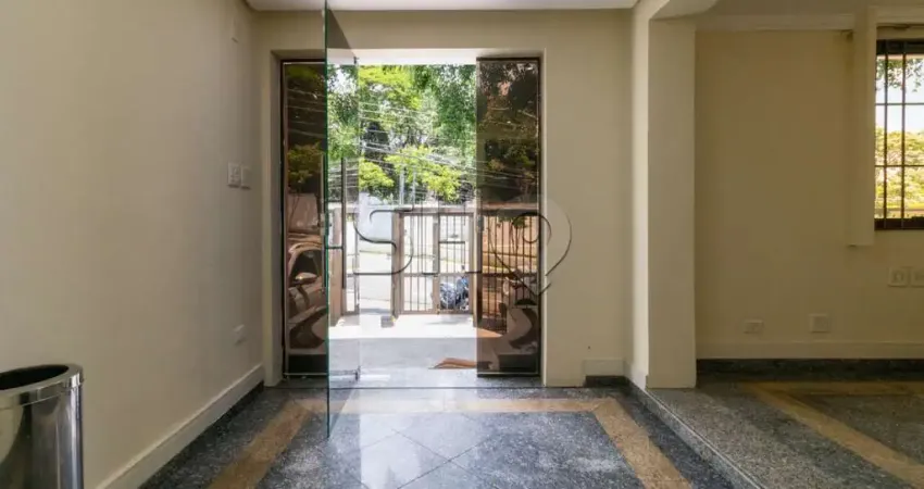 Casa comercial com 8 salas à venda na Rua Major Natanael, 85, Pacaembu, São Paulo