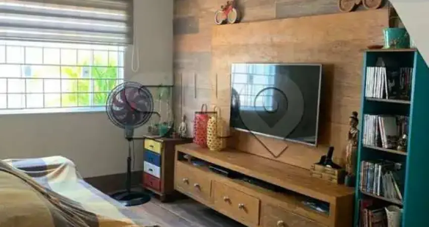 Casa em condomínio fechado com 3 quartos à venda na Avenida Ricardo Medina Filho, 546, Vila Ipojuca, São Paulo