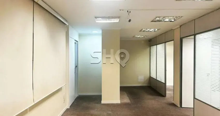 Sala comercial para alugar na Praça Doutor João Mendes, 52, Centro, São Paulo