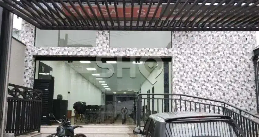 Barracão / Galpão / Depósito à venda na Avenida Ede, 572, Vila Ede, São Paulo