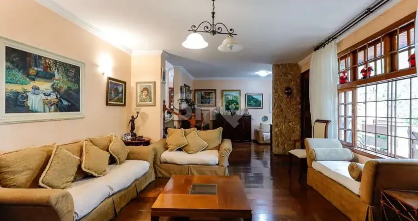 Casa com 4 quartos à venda na Vicentina de Carvalho, 90, Vila Madalena, São Paulo