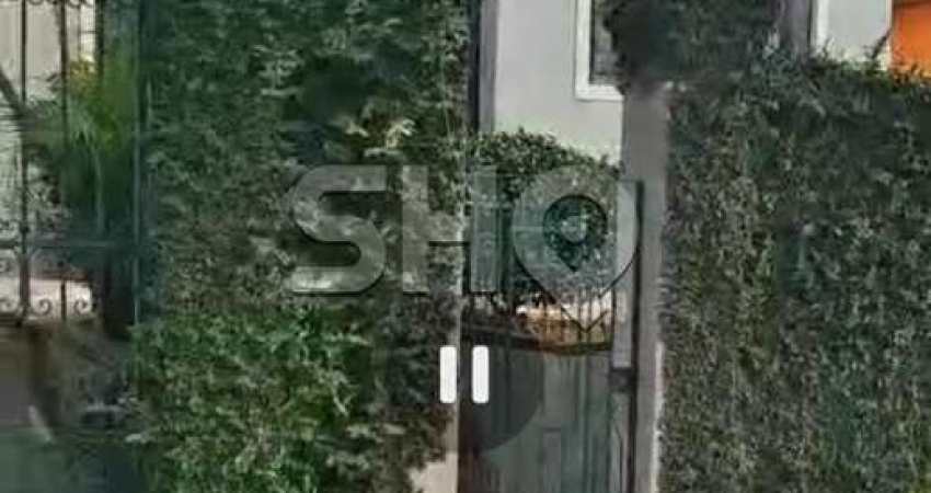 Casa com 2 quartos à venda na Rubens de Morais Jardim, 169, Caxingui, São Paulo