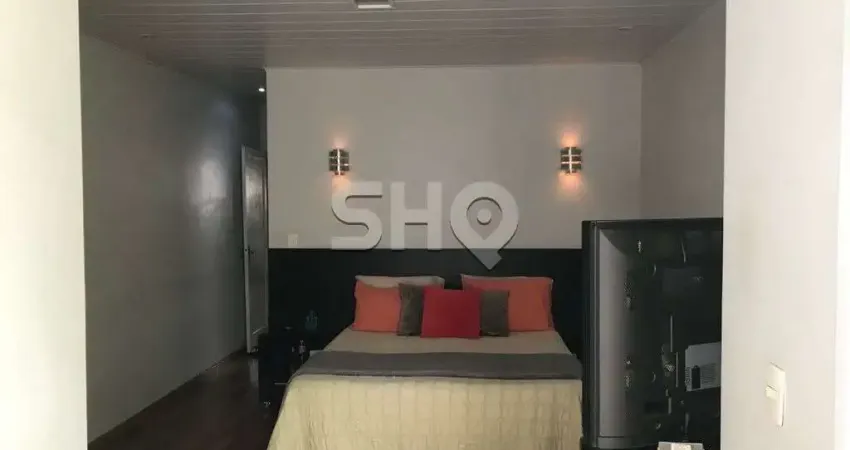 Casa com 2 quartos para alugar na Rua Caiubi, 572, Perdizes, São Paulo